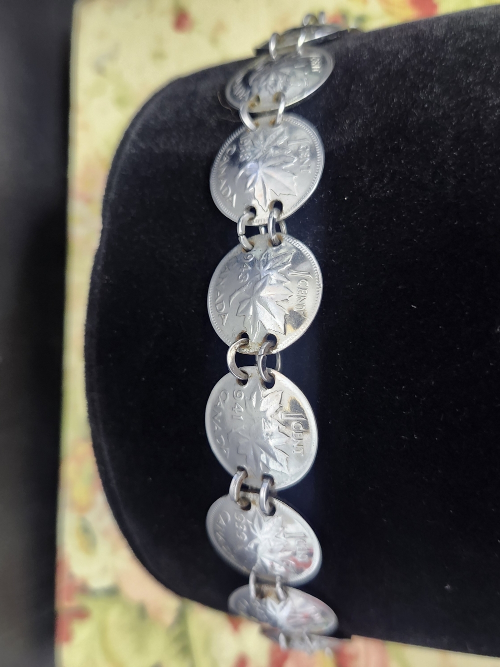 Silver Vintage Canadian Penny 30s'40s Maple Coin Link Bracelet 7.5" Jewelry